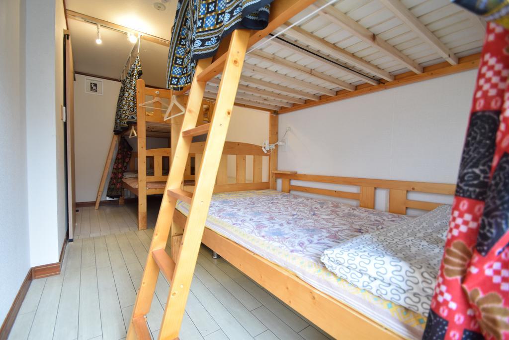 Santana Guest House Osaka Buitenkant foto
